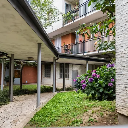Appartement Ideal Rent - Viale Legioni Romane 7