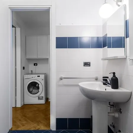 Moderno Bilocale In Zona Mico