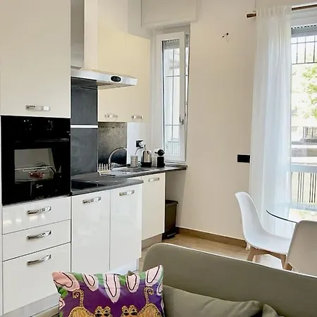 Sunnyflat Near Navigli E Bocconi Апартаменты Милан