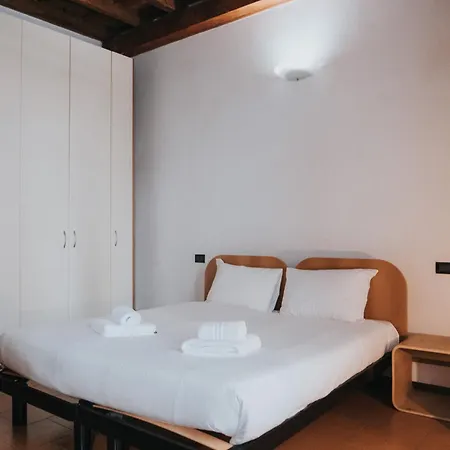 Navigli Darsena Apartament *