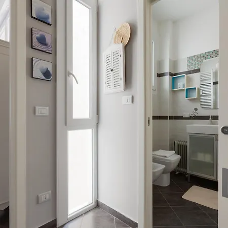 Milano-nolo Balcony Apartment *