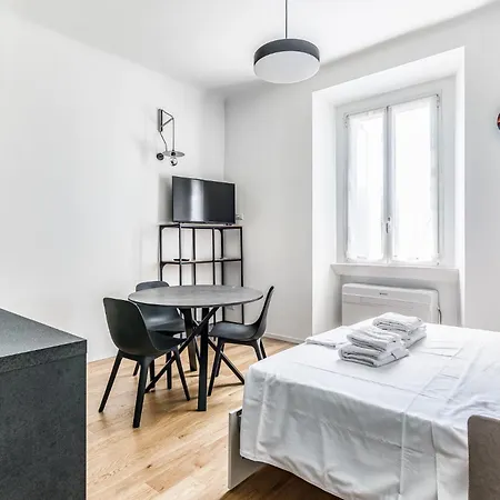 2 Pax San Raffaele Lägenhet