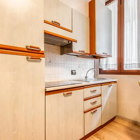 Confy 2pax- Via Tartini, 26 * Milaan