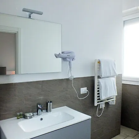 Bb Visconti מלון דירות