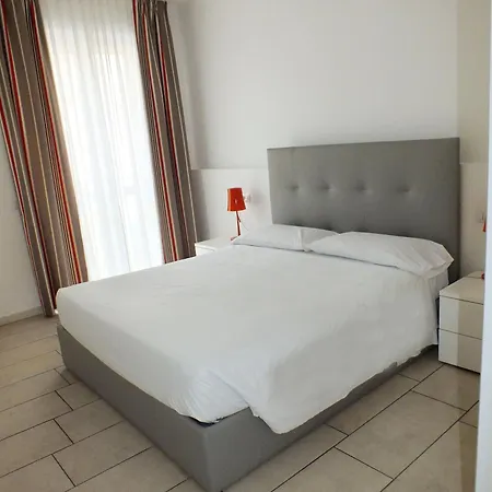 Aparthotel Bb Visconti 2*
