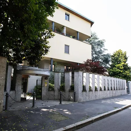 Elegante Ippodromo Apartman