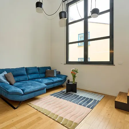 Design Luxury Loft - 20 Minutes From Duomo-navigli Daire