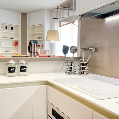 Ospitali - White Flat, Spazioso Bilocale Di Design In Zona De Angeli, Nuovo, Elegante E Accessoriato * Milan
