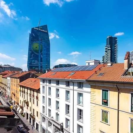 10 Minuti Da Stazione Centrale شقة