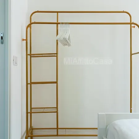 Looking 4 Station Center 公寓 *