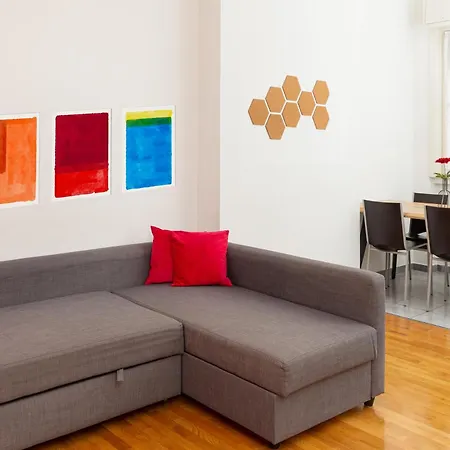 Artstay - Garibaldi Tower, Near Metro Station M5, M2