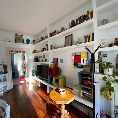 Apartman Bilocale - Zona Isola Milánó