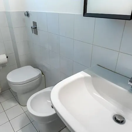Citta Studi-politecnico - Wi-fi Gratuito, Balcone E Self Check-in Daire Milano