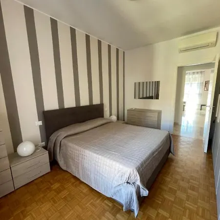 Apartment La Petite Maison Milanese In Centro Milan