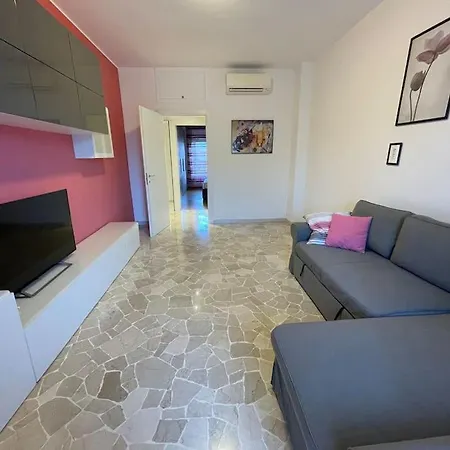 La Petite Maison Milanese In Centro *