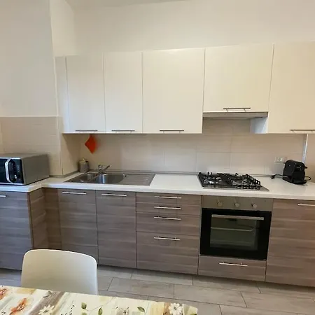 La Petite Maison Milanese In Centro *