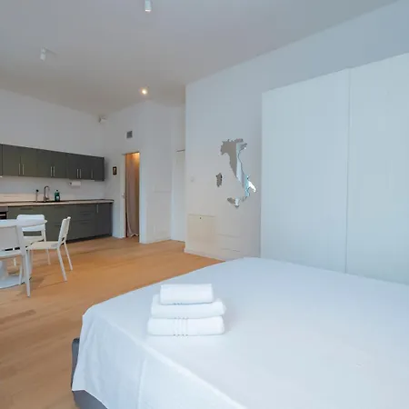Xenia - New In Corso Buenos Aires 밀라노