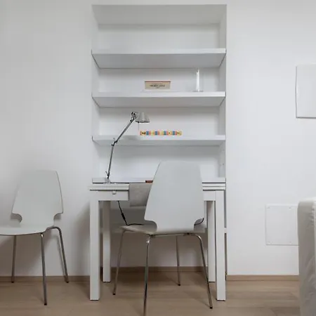 Domusmi Caiazzo 公寓