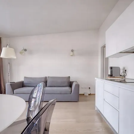Apartment Joivy Welcoming Flats By Corso Milan