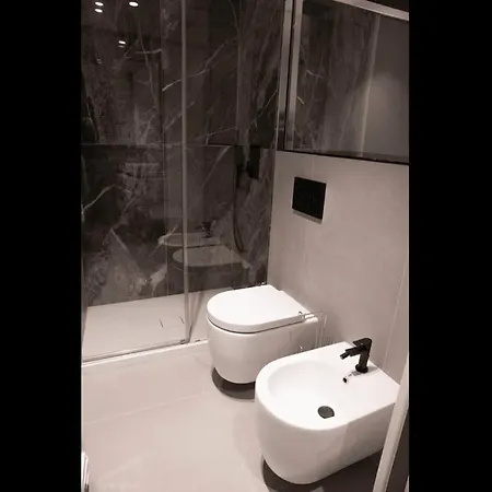 Апартаменты Esclusivo Rifugio A Pochi Passi Dal Duomo - Apt 2 *