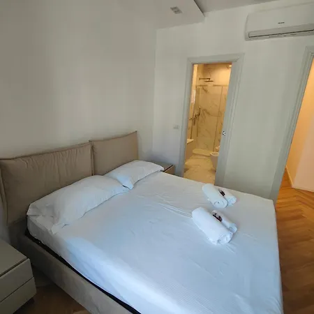 Doria 10 Next To Train Station Daire Milano