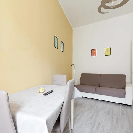 Martesana Cosy Apartment- M1 Gorla Red Line *