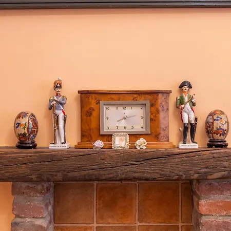 Duomo Walking Distance Elegant Flat With View