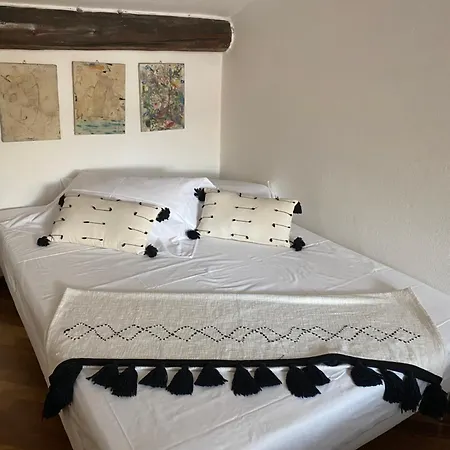 Di Charme Con Terrazzo In Brera Apartamento