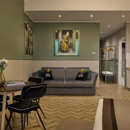 Lumera - Solferino Milano