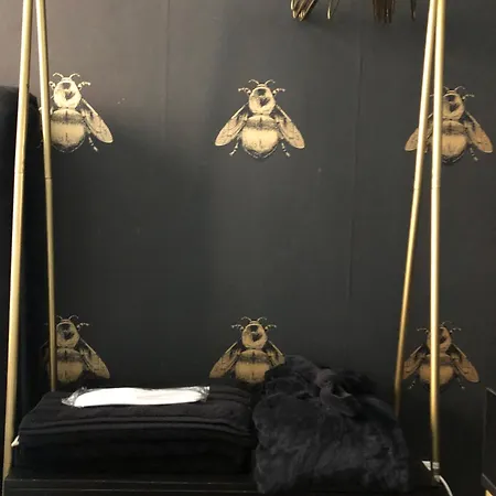 Lippi 42 With Private Garden Milano