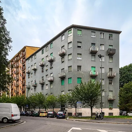 Insubria 8-2 - Monolocale Cool Apartmán *