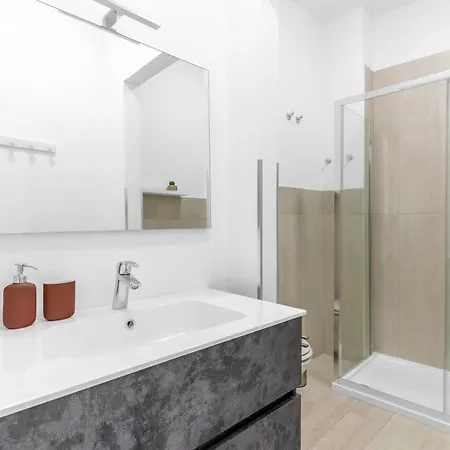 Apartment Crocetta Charme Milan