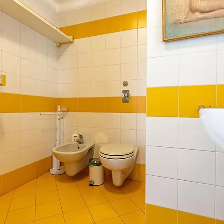 Apartman Melchiorre Gioia Vista Alpi With Terrace By Halldis Milánó