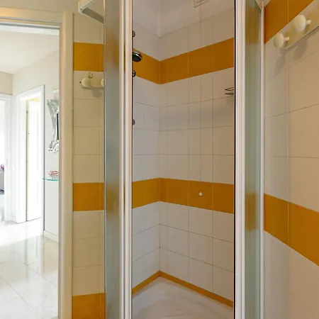 Apartman Melchiorre Gioia Vista Alpi With Terrace By Halldis