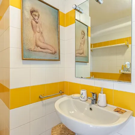Apartman Melchiorre Gioia Vista Alpi With Terrace By Halldis Milánó