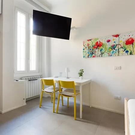 Lägenhet Guesthost - Corso Vercelli Cosy And Bright Milano