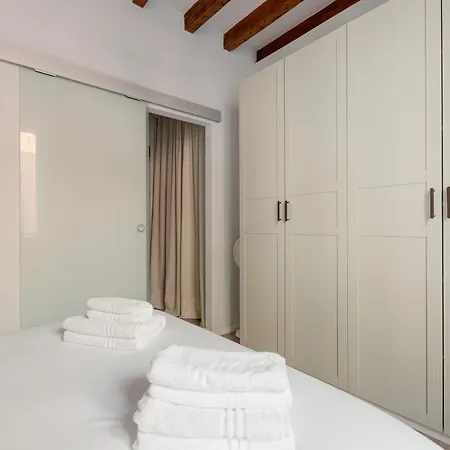Guesthost - Bright -pasteur M1 Appartamento