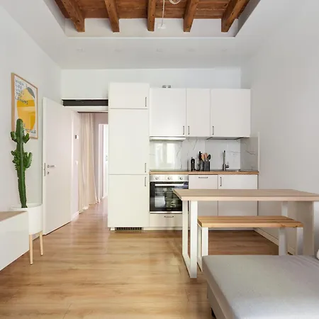 Guesthost - Bright -pasteur M1 Appartamento *