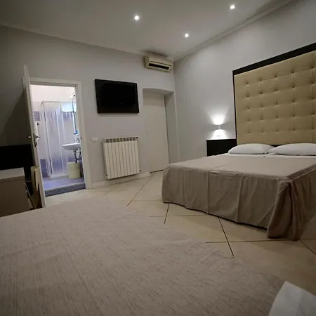 Demo' Hotel 3*