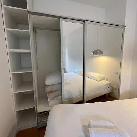 Elegante Bilocale De Angeli - Mirable Pm شقة