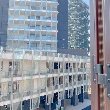 Apartment Confalonieri 21 Bosco Verticale View Milan