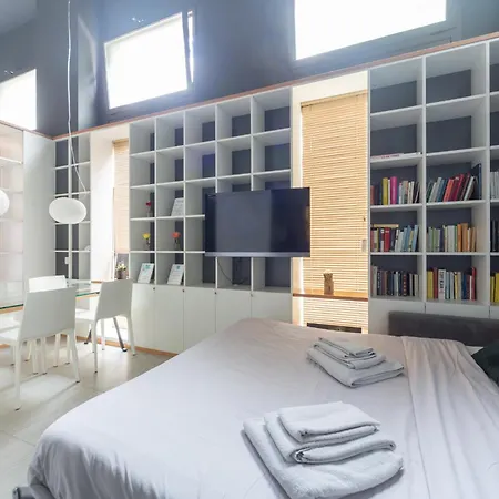 Apartman Design Loft In Navigli