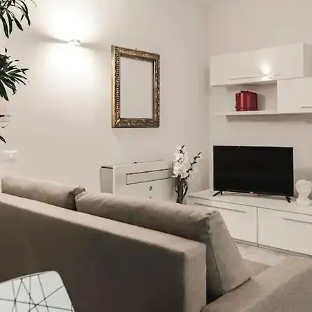 Apartman Trilocale Navigli