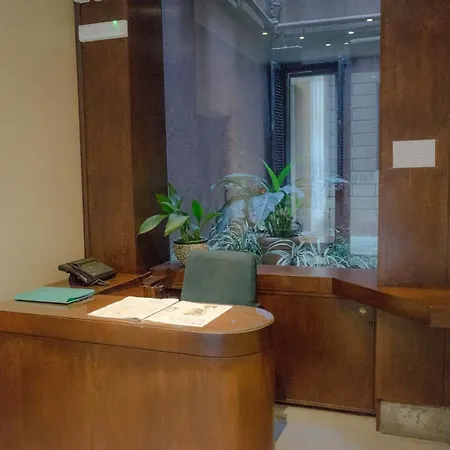 Disciplini A 5 Min Dal Duomo Apartamento