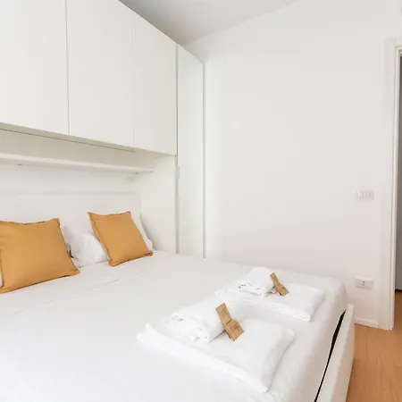 Bramante Cozy Flat Apartment Milan