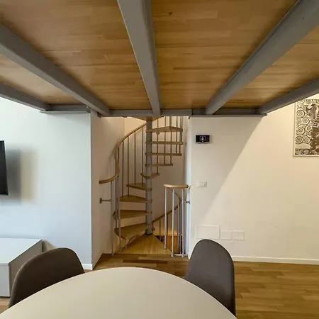 Brunacci Suite, 5 Min To Navigli Apartment Milan