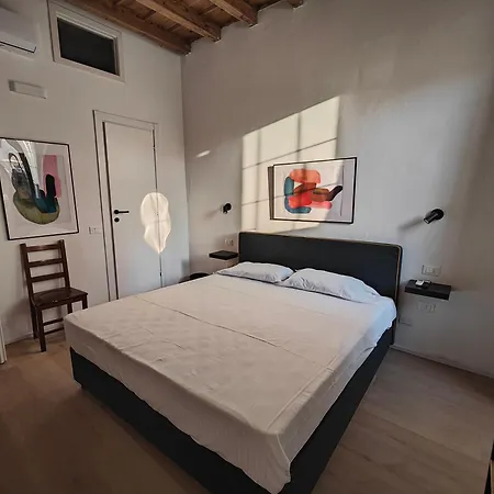Crocetta Charme 2broom With Terrace * Milán