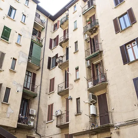 One Bedroom Isola - Mirable Pm Apartment *