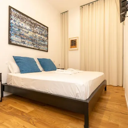 Daire Loft Luxury Design- With 2 Bedrooms -wifi Ultra-5min Metro Milano