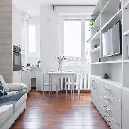 Apartment And Cozy In Porta Romana By Easylife